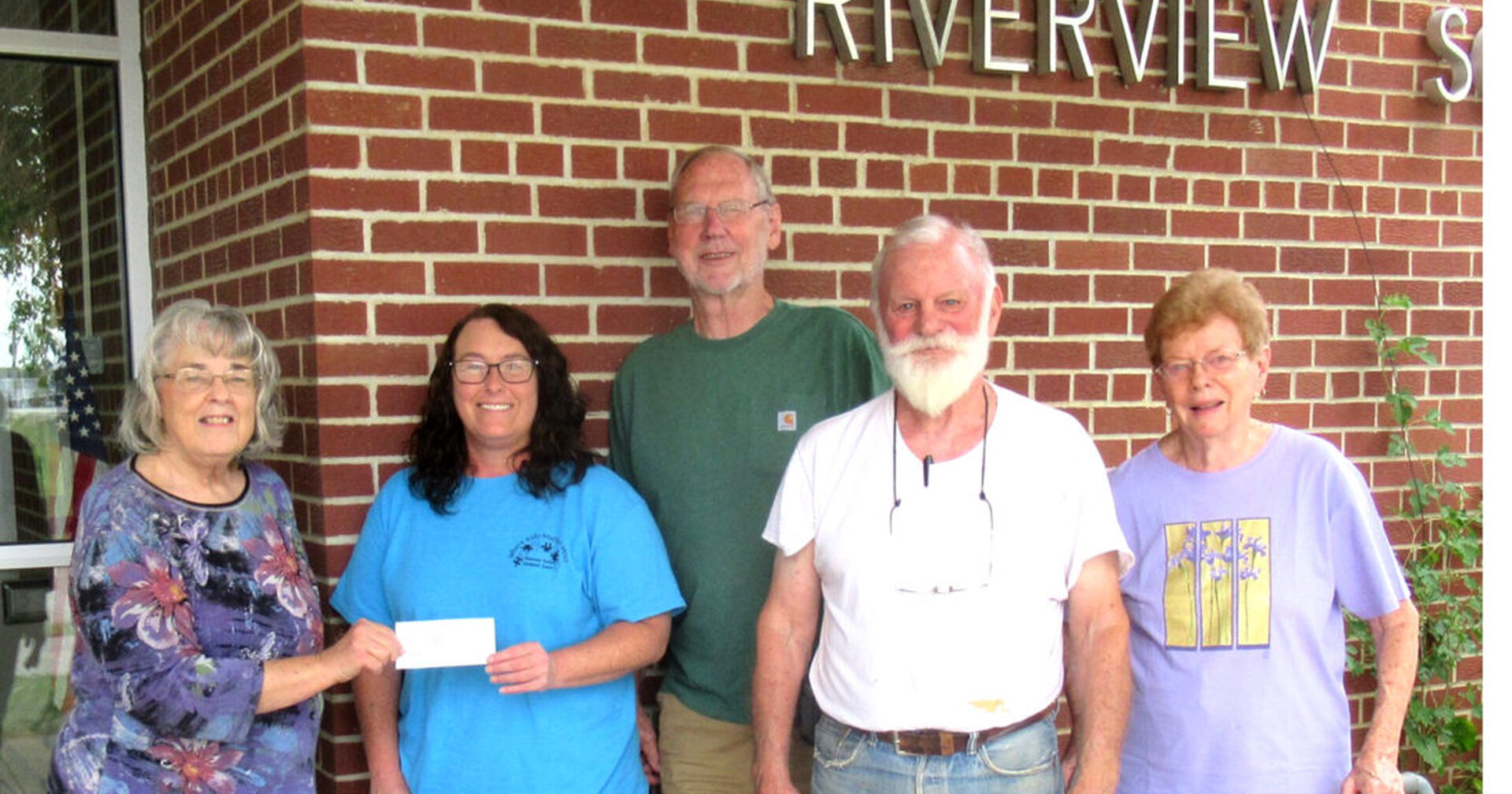 Noon Kiwanis Club donates to Riverview Building fund